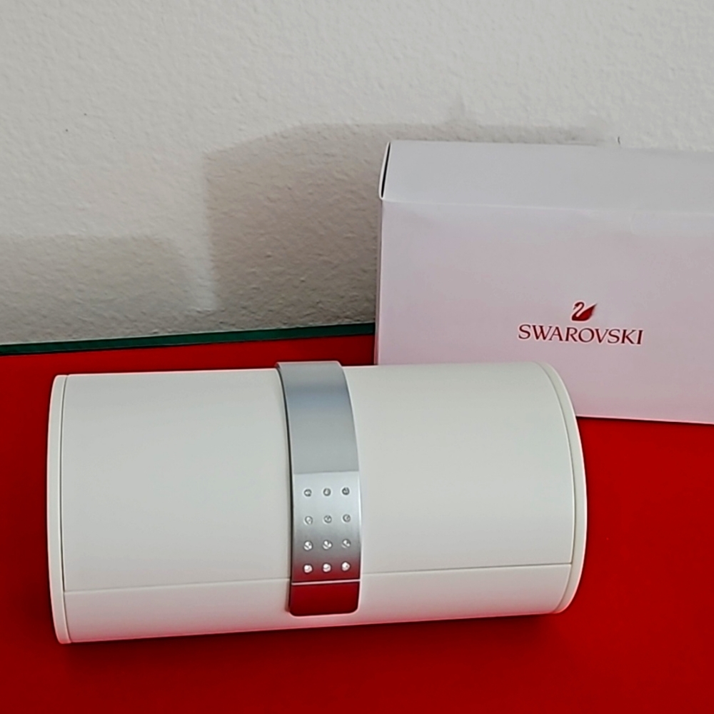 Watch case